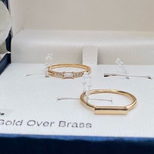 NWT SET OF TWO 18K GOLD RINGS WITH CUBIC ZIRCONIA STONES - 8